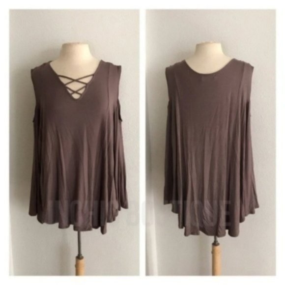 XXX - Picture 2 of 5